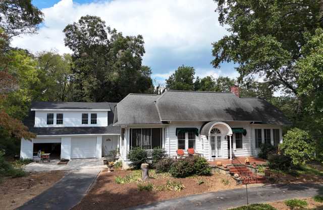 206 West High Street - 206 West High Street, Winnsboro, SC 29180