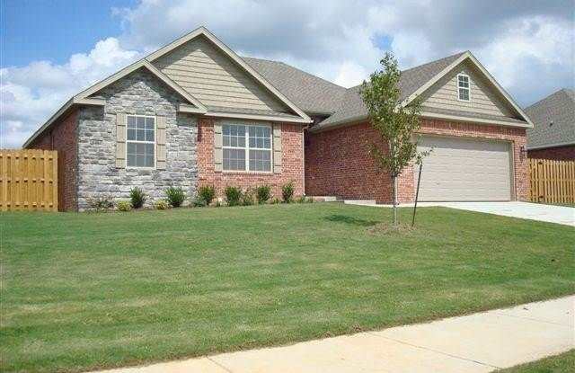 2406  SW Montana  AVE photos photos