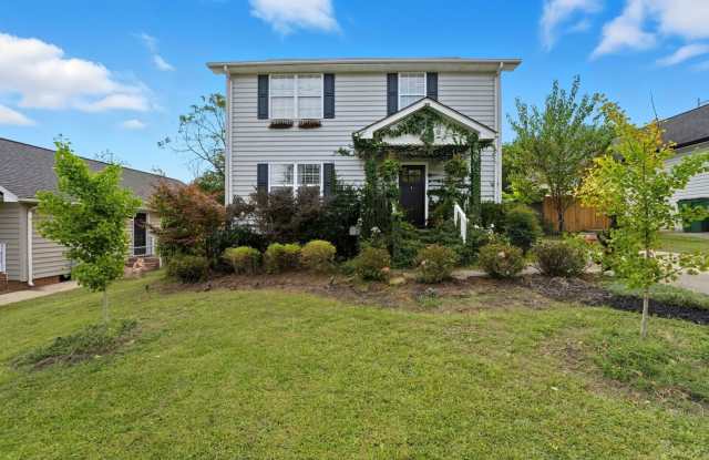 Welcome to Your Oasis in Charlotte – 931 Polk St photos photos