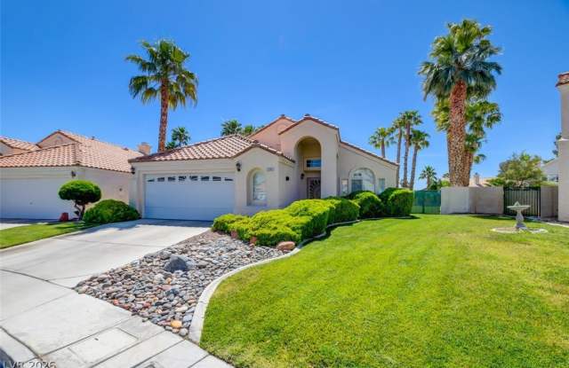 7365 Tamarind Avenue Gallery 2