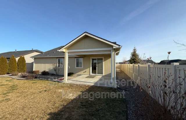 101 N Voyage photos photos