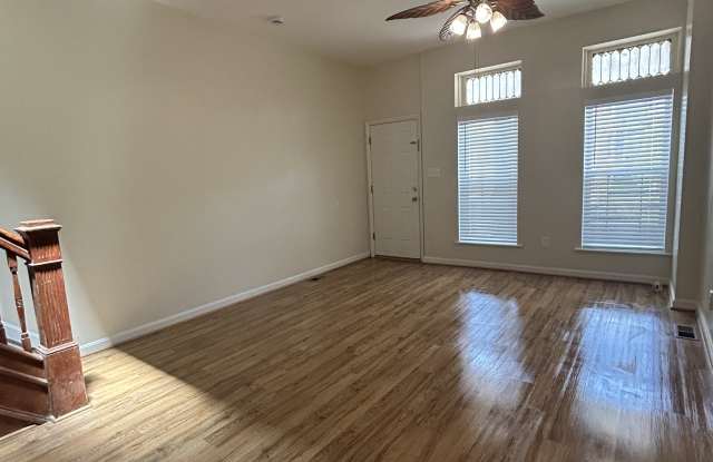 1604 Moreland Ave photos photos