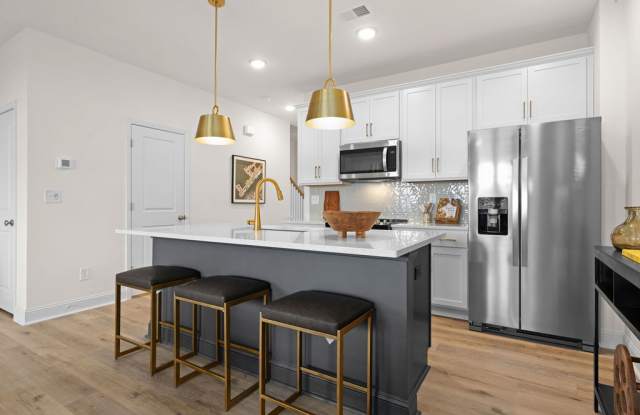 Oak Lake Townhomes photos photos