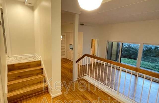 116 Roberts Ln Gallery 2