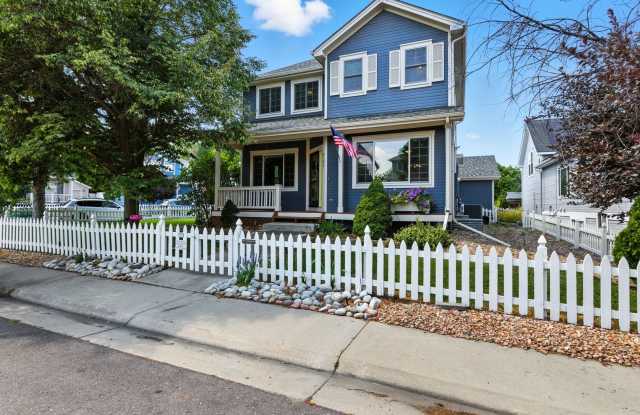 Charming Corner Lot! 3 Bedroom, 3.5 Bath with Additional Office Space and Spacious Fenced Front and Backyard! No Snow Removal Needed! photos photos