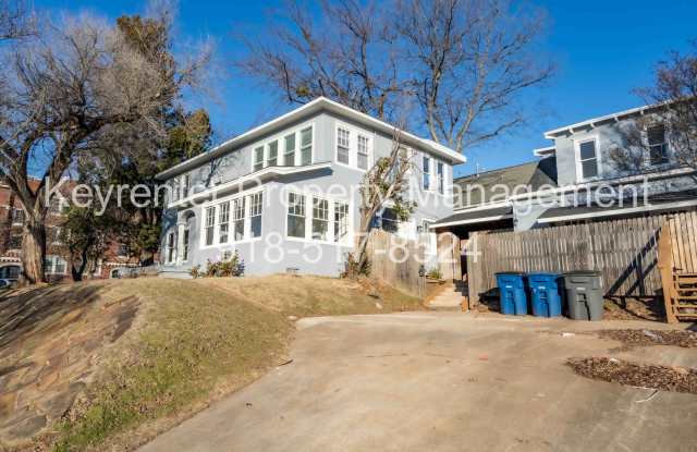 Prime Location! 2bed/ 2 bath! Schedule a tour today! photos photos