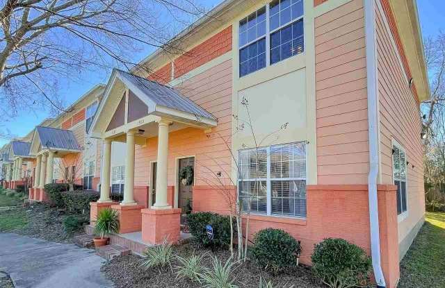 1930 Honolulu Lane photos photos