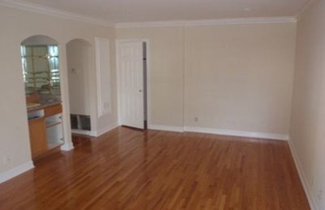 215 S Doheny Dr Gallery 3