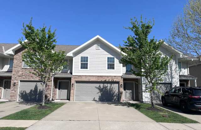 3 Bed | 2.5 Bath | 2 Car Garage Townhome in Grain Valley photos photos