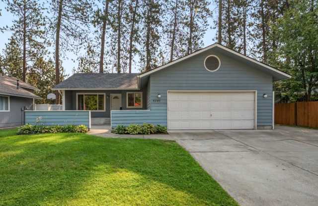 3bed/2bath with RV parking: CDA Public Golf Club  Kroc Center Location photos photos
