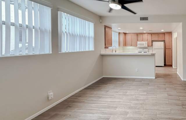 COMING SOON! 2 BEDROOM 3 BATH HOME IN MER SOLEIL IN THE BEAUTIFUL COMMUNITY OF OTAY RANCH! Gallery 3