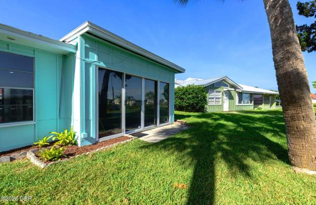 1216 Harbour Point Drive Gallery 2