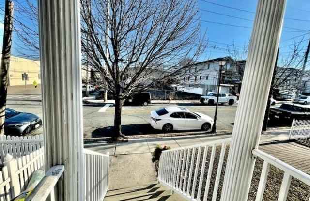 289 SEAVIEW AVE Gallery 4