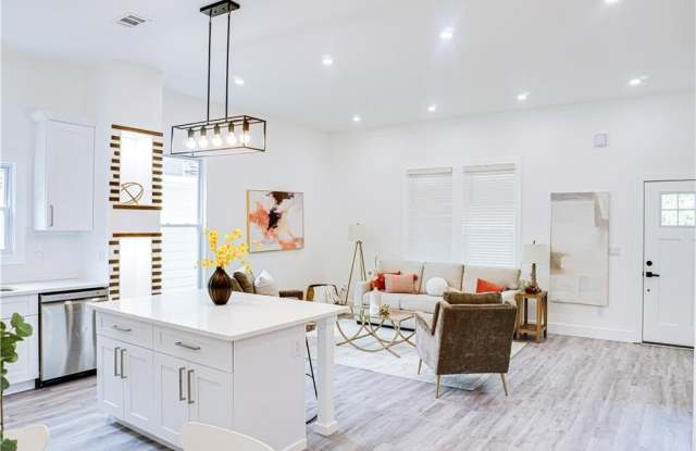 1166 MCDANIEL Street SW Gallery 3