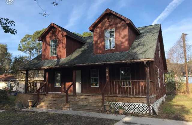 5010 Elm St - 5010 Elm Street, Pasadena, TX 77586