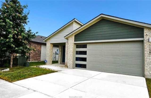 1120 Amistad Loop photos photos