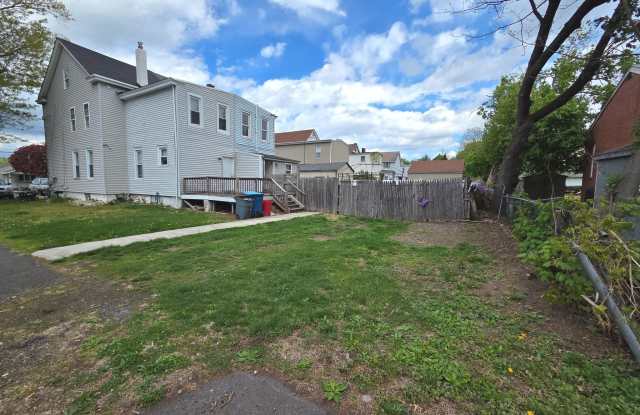 157 ROBERTSON Avenue photos photos