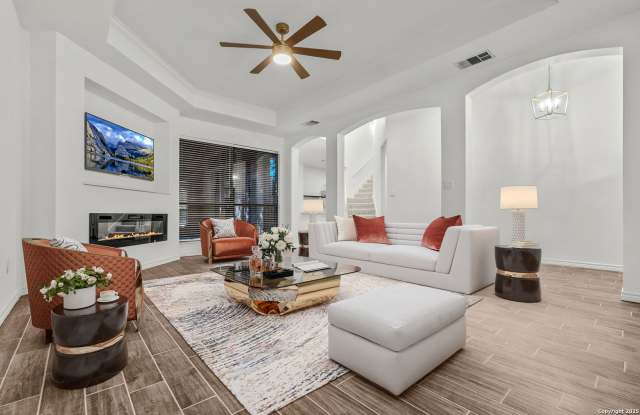 3Bed/2.5 Bath House Ready for Rent! photos photos