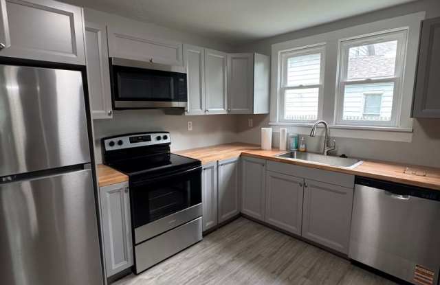 Newly Renovated 3-Bedroom, 2-Bathroom Home with Large Yard And Unfinished Basement photos photos