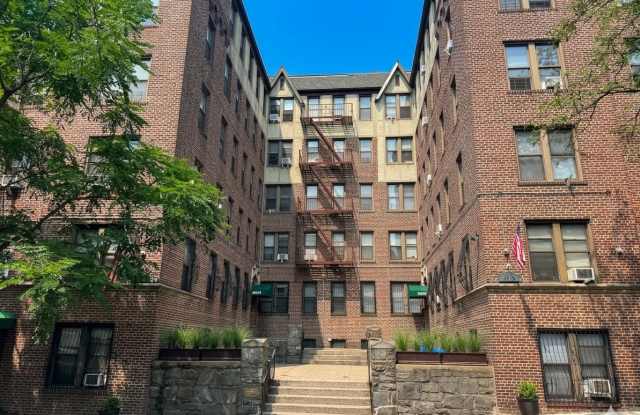 3217 Hull Avenue Gallery 1