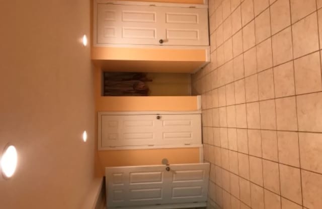 368 Boyden Ave - 368 Boyden Ave, Essex County, NJ 07040