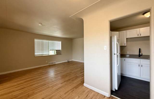 1920 Del Mar Pkwy photos photos