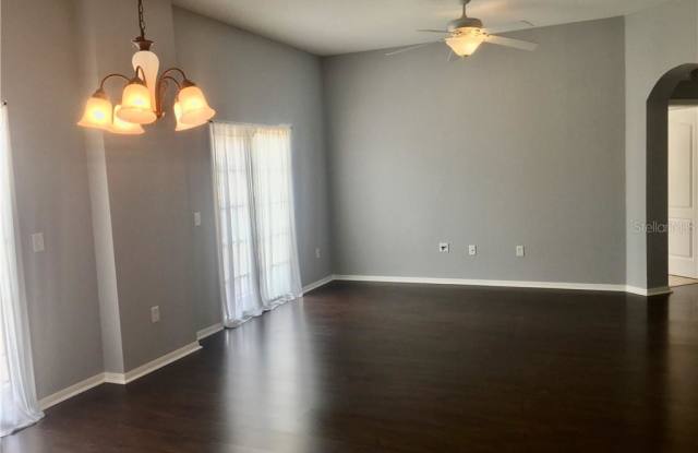 1531 BROKEN OAK DRIVE Gallery 4