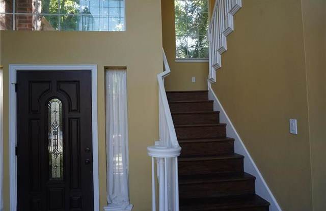 7519 Bromwich Court Gallery 3