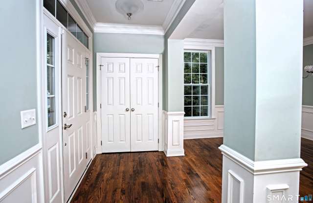 27 Warrington Round Gallery 4