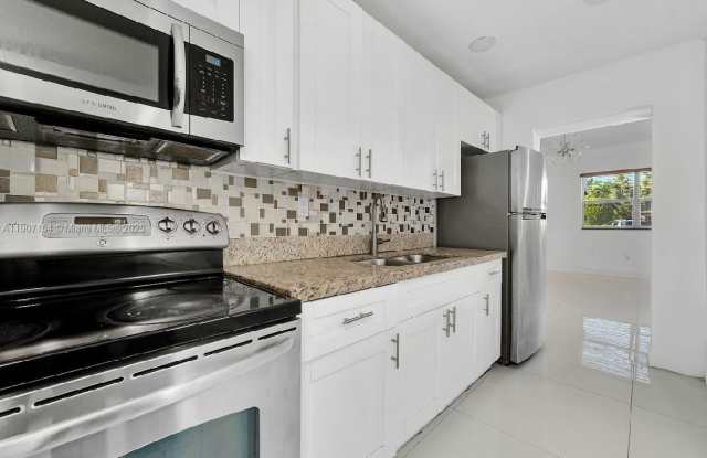 2902 NW 11th St - 2902 Northwest 11th Street, Miami, FL 33125