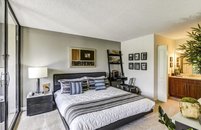 Gables Town Place Gallery 4