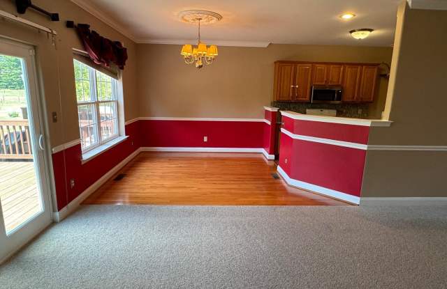 4017 HOFFMAN COURT Gallery 4