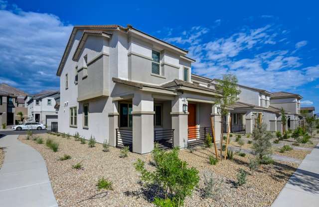 SUMMERLIN WEST PREMIUM END-UNIT LOT | BRAND-NEW, NEVER OCCUPIED! Gallery 3