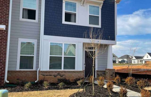 Furnished Townhome in Greer is Available photos photos