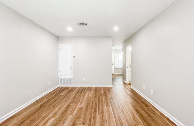 2106 Schwab Ct Gallery 4