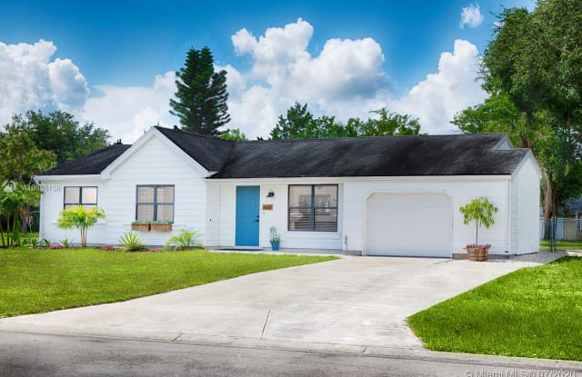 668 SW Everett Ct - 668 Southwest Everett Court, Port St. Lucie, FL 34953