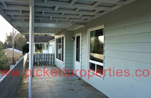 1906 North Wycoff Avenue - 1906 Wycoff Avenue, Bremerton, WA 98312