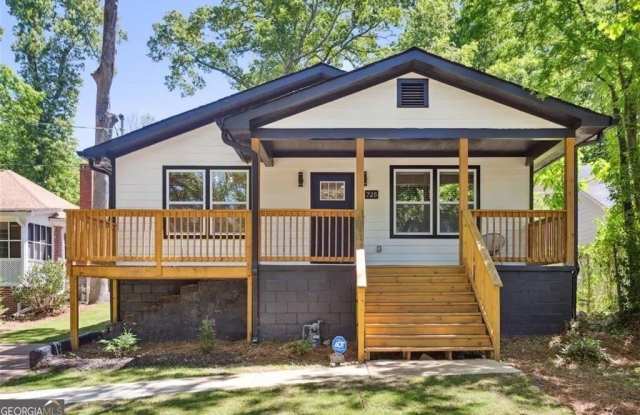 725 Alta Place NW Gallery 1