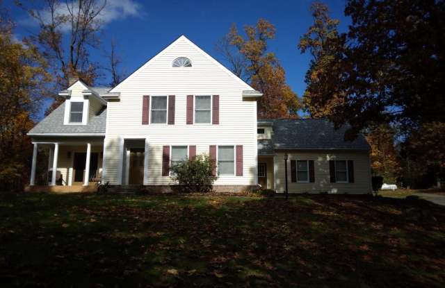 241 OAK HILL Drive Gallery 2