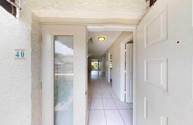 2Bed/ 1.5 Bath In Sunflower Townhomes In East Boca **Available NOW** photos photos