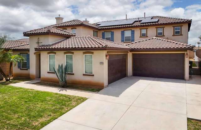 5702 Segovia Way - 5702 Segovia Way, Bakersfield, CA 93306