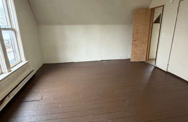 Two bedroom, upstairs duplex photos photos