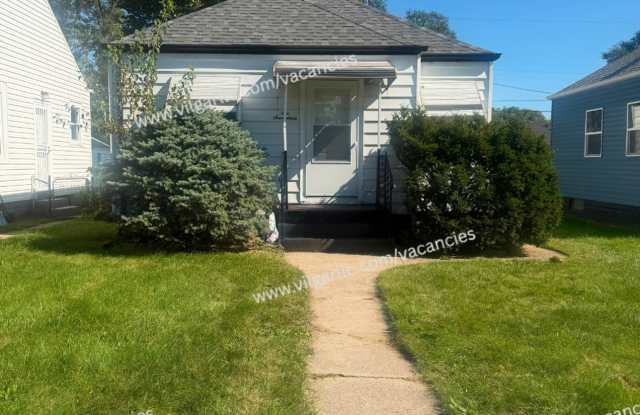 Newly Renovated 3 Bedroom, 1.5 Bathroom Home Gallery 3