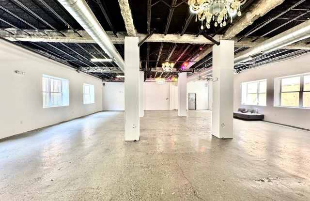 925-29 N BROAD Street Gallery 3