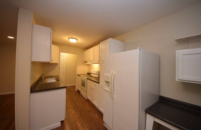 12832 Nicollet Ave Apt 101 - 12832 Nicollet Avenue South, Burnsville, MN 55337