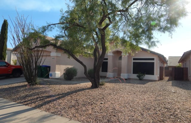 11061 N Eagle Crest Drive - 11061 North Eagle Crest Drive, Oro Valley, AZ 85737