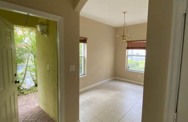 3102 NW 24 Way#18 photos photos