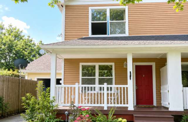 Columbia City/Beacon Hill Townhome photos photos