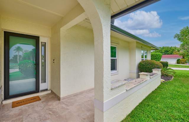 1267 SUMMERWOOD Circle Gallery 3