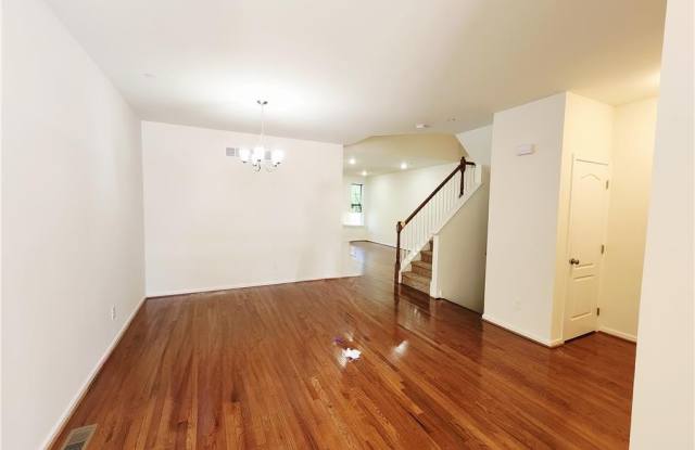 524 Gray Feather Way Gallery 4